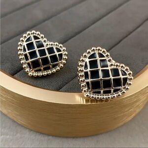 Black & Gold Heart Stud Earrings Grid Enamel Vintage Inspired NWT